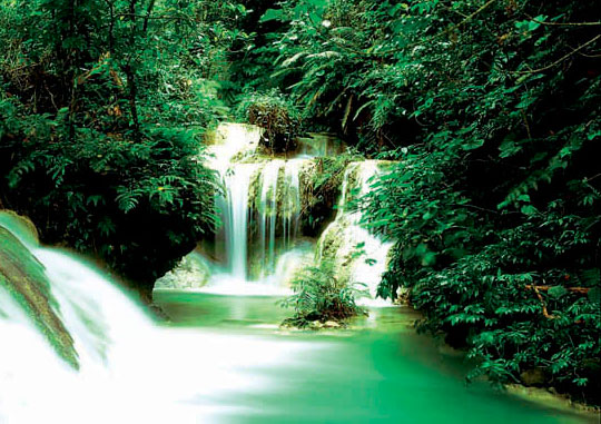 Mele Cascade waterfall